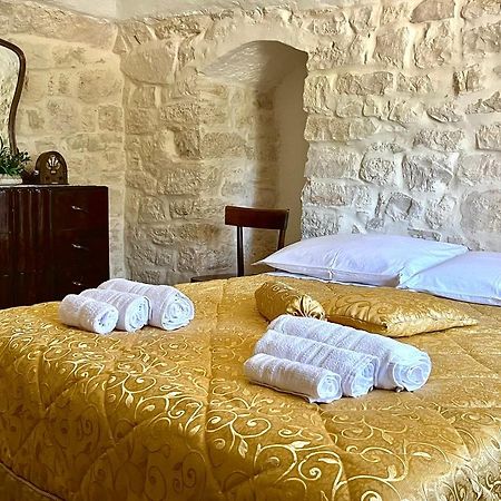 Trullo Bello Остуни Екстериор снимка